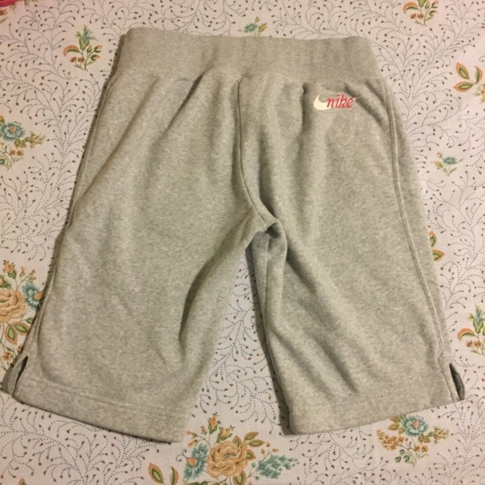 Nike Bundle - image 4